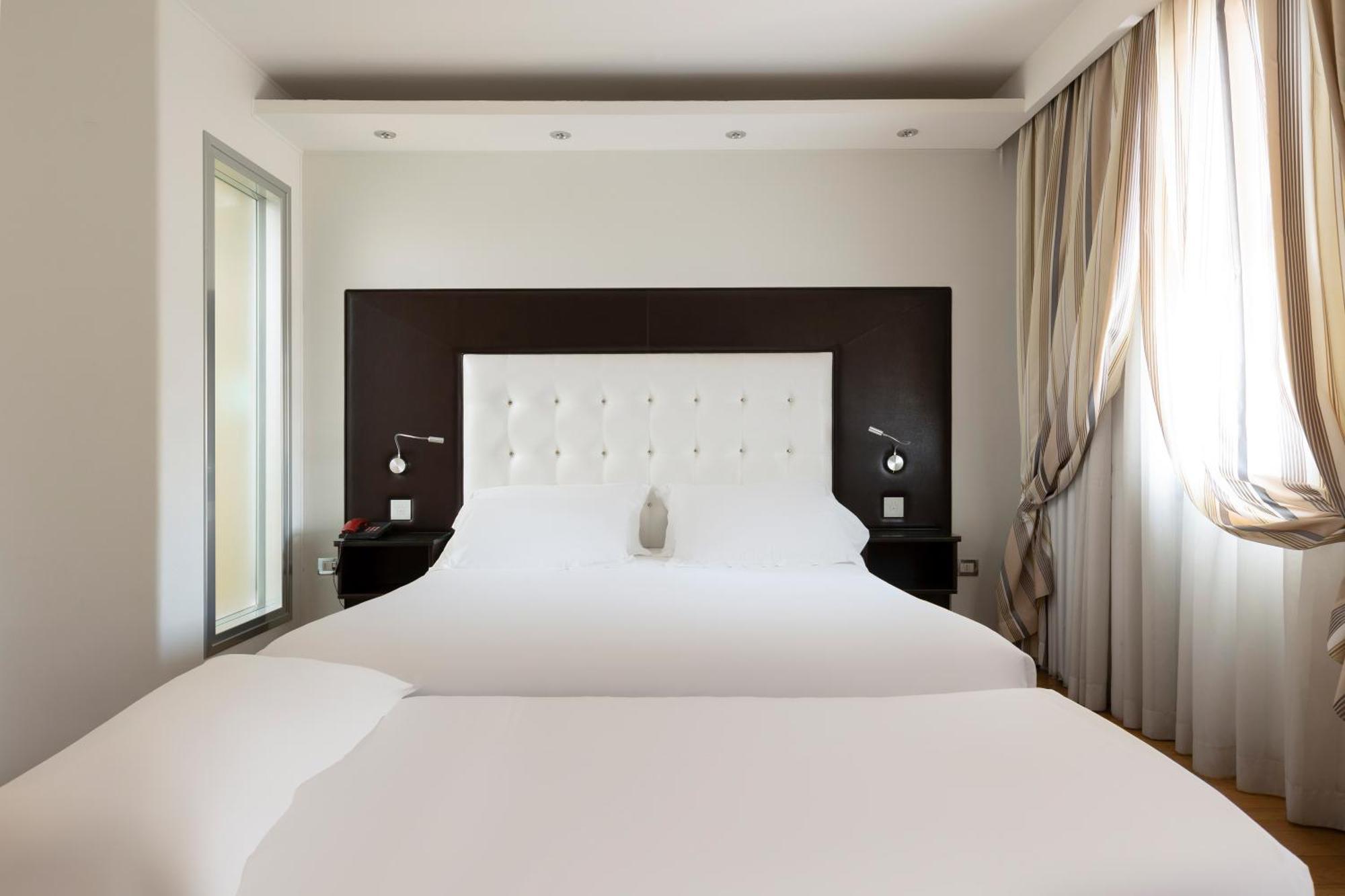 Hotel Royal Caserta Eksteriør billede